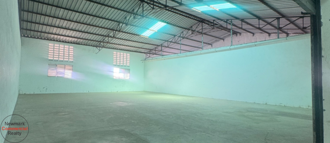 solo naves, nave industrial en alquiler, nave industrial en venta, santo domingo este, almacenes en alquiler, terrenos industriales, bodega, warehouse for sale, warehouse for lease, rent, industrial land, alquiler naves industriales, solo naves y solares, free zones, almacén, zona franca, frigorífico, built to suit, docks, industrial park, industrial property for sale and lease, industrial warehouse, naves industriales santo domingo, naves industriales santiago, almacenes en alquiler santo domingo, herrera, industrial land, terreno industrial, industrial park, parque industrial, manoguayabo, luperon, pantoja, autopista duarte, haina, villa juana, autopista las américas, zona franca san isidro, la romana, santiago, villa mella, puerto plata, boca chica, piisa, caucedo, bávaro, puntacana, mercado libre, remax, commercial real estate santo domingo, comercial real estate dominican republic, commercial real estate santiago, bienes raíces comercial santo domingo, bienes raíces comercial república dominicana, puerto plata, san francisco de macorís, san pedro de macorís, bávaro, higuey, off market, asset, investment, investor, interventionist, propiedad para invertir,  newmark commercial realty, Remax,   Galpon Comercial, naves industriales RD, alquilo naves industriales, herrera, luperon, manoguayabo, propiedades en alquiler en RD, rent a home in DR